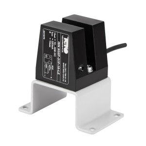 Бесконтактный выключатель ISN N32P-31P-10-LZ