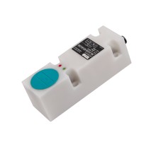 Бесконтактный выключатель ISN IC123P-43P-20-LZS4